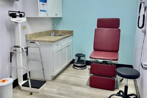 Immobilier commercial à vendre à Sebring, Floride: 3981.42 m2 № 2108655 - photo 6