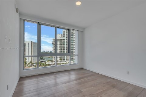 Copropriété à vendre à Miami Beach, Floride: 3 chambres, 238.94 m2 № 1887598 - photo 20
