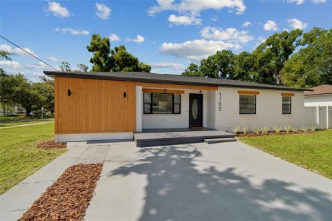 Villa ou maison à vendre à Tampa, Floride: 4 chambres, 111.48 m2 № 2200325 - photo 8