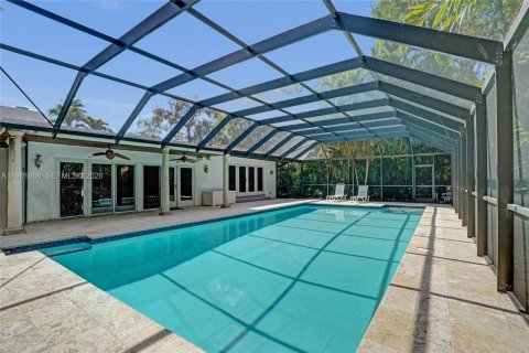 House in Miami Shores, Florida 3 bedrooms, 210.05 sq.m. № 2031195 - photo 11