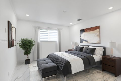 Casa en venta en North Miami, Florida, 3 dormitorios, 256.41 m2 № 2289456 - foto 15