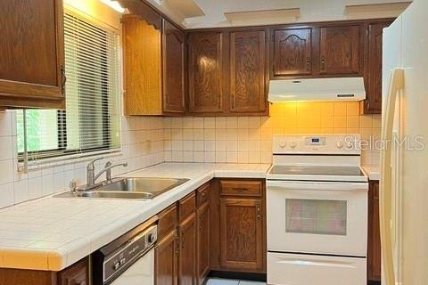 Copropriété à louer à Orange City, Floride: 2 chambres, 97.45 m2 № 2413984 - photo 10