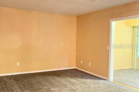 Copropriété à louer à Orange City, Floride: 2 chambres, 97.45 m2 № 2413984 - photo 5
