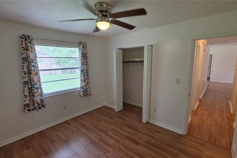 Villa ou maison à louer à Gainesville, Floride: 3 chambres, 103.68 m2 № 2322774 - photo 12