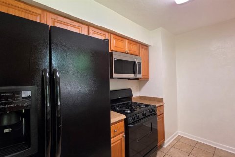 Villa ou maison à louer à Gainesville, Floride: 3 chambres, 103.68 m2 № 2322774 - photo 6