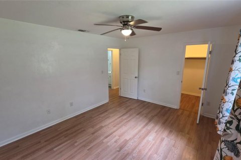 Villa ou maison à louer à Gainesville, Floride: 3 chambres, 103.68 m2 № 2322774 - photo 14