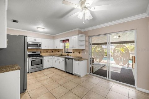 Casa en alquiler en Ocala, Florida, 3 dormitorios, 164.34 m2 № 1827960 - foto 4