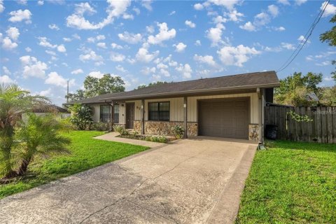 Casa en alquiler en Ocala, Florida, 3 dormitorios, 164.34 m2 № 1827960 - foto 1