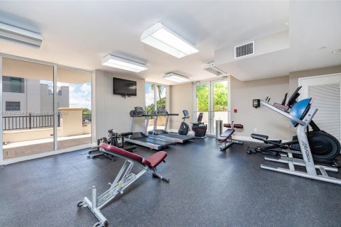 Condominio en venta en Coral Gables, Florida, 2 dormitorios, 99.03 m2 № 1855146 - foto 27