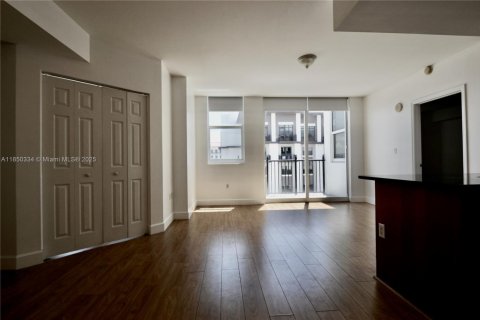 Condominio en venta en Coral Gables, Florida, 2 dormitorios, 99.03 m2 № 1855146 - foto 15