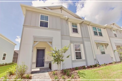 Townhouse in Clermont, Florida 5 bedrooms, 211.91 sq.m. № 1780619 - photo 2