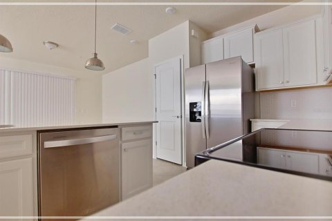 Townhouse in Clermont, Florida 5 bedrooms, 211.91 sq.m. № 1780619 - photo 18