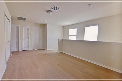 Townhouse in Clermont, Florida 5 bedrooms, 211.91 sq.m. № 1780619 - photo 22