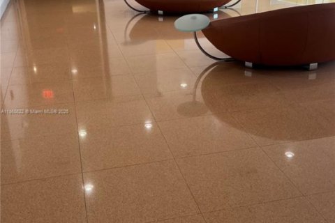 Condo in Aventura, Florida, 2 bedrooms № 2017027 - photo 26