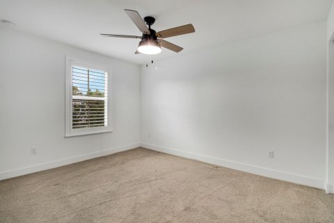 Townhouse in Stuart, Florida 3 bedrooms, 183.39 sq.m. № 2392654 - photo 28