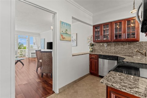 Condominio en venta en Fort Lauderdale, Florida, 1 dormitorio, 74.79 m2 № 2184444 - foto 15