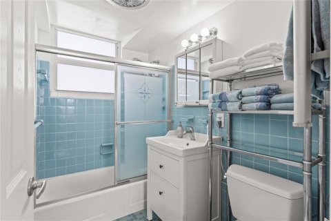 Condominio en venta en Fort Lauderdale, Florida, 1 dormitorio, 74.79 m2 № 2184444 - foto 24