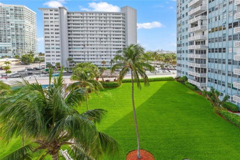 Condominio en venta en Fort Lauderdale, Florida, 1 dormitorio, 74.79 m2 № 2184444 - foto 26