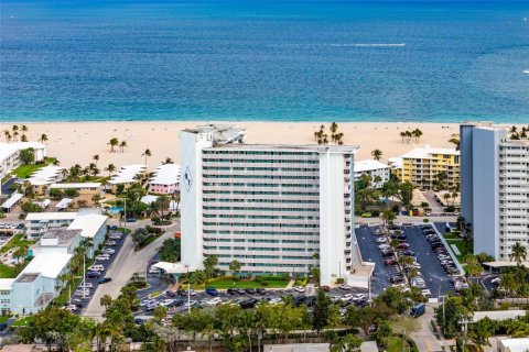 Condominio en venta en Fort Lauderdale, Florida, 1 dormitorio, 74.79 m2 № 2184444 - foto 7