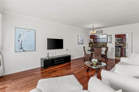 Condominio en venta en Fort Lauderdale, Florida, 1 dormitorio, 74.79 m2 № 2184444 - foto 19