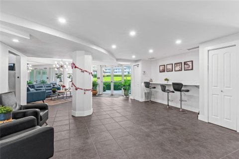 Condominio en venta en Fort Lauderdale, Florida, 1 dormitorio, 74.79 m2 № 2184444 - foto 9