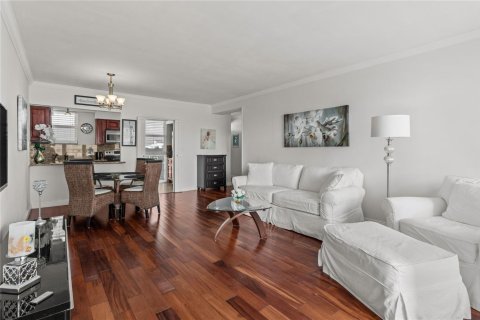 Condominio en venta en Fort Lauderdale, Florida, 1 dormitorio, 74.79 m2 № 2184444 - foto 17