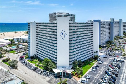 Condominio en venta en Fort Lauderdale, Florida, 1 dormitorio, 74.79 m2 № 2184444 - foto 8