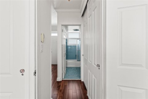 Condominio en venta en Fort Lauderdale, Florida, 1 dormitorio, 74.79 m2 № 2184444 - foto 23
