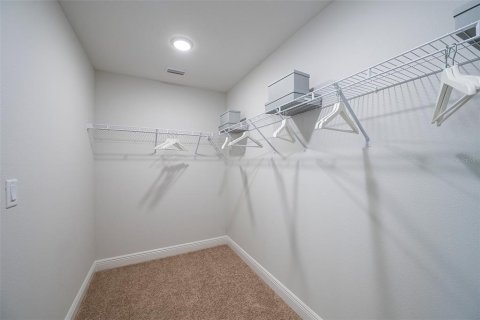 Casa en venta en Winter Haven, Florida, 6 dormitorios, 227.8 m2 № 1831741 - foto 3