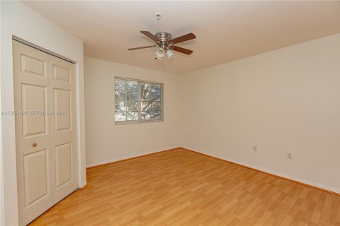 Condominio en venta en Pembroke Pines, Florida, 2 dormitorios, 98.29 m2 № 2018071 - foto 20