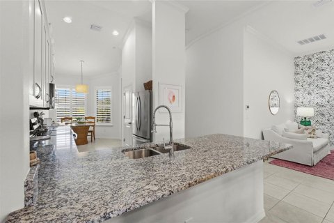 Condo in Sarasota, Florida, 2 bedrooms  № 2103364 - photo 5