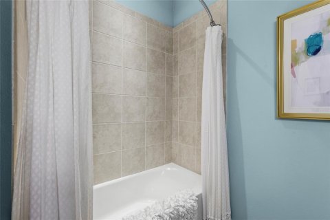 Condo in Sarasota, Florida, 2 bedrooms  № 2103364 - photo 26
