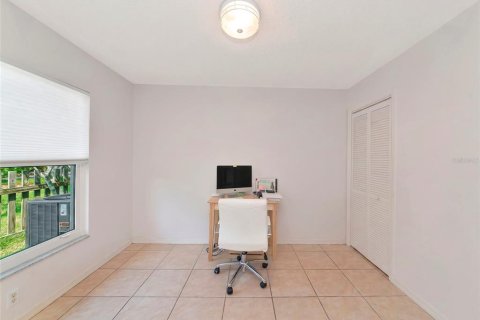 Villa ou maison à vendre à Sarasota, Floride: 4 chambres, 163.04 m2 № 2219787 - photo 20