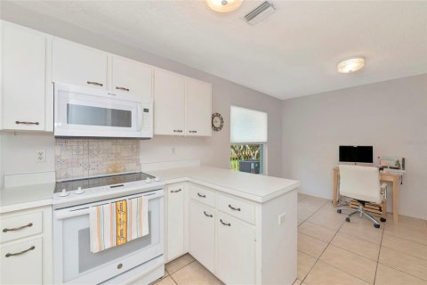 Villa ou maison à vendre à Sarasota, Floride: 4 chambres, 163.04 m2 № 2219787 - photo 16