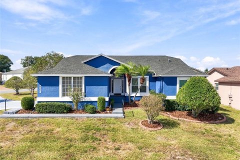 Villa ou maison à Lakeland, Floride 3 chambres, 172.05 m2 № 2437429