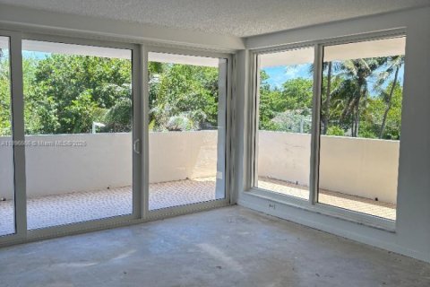 Купить кондоминиум в Ки-Бискейн, Флорида 2 спальни, 117.06м2, № 1948349 - фото 3