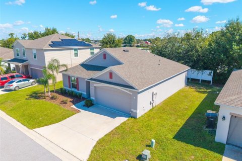 Villa ou maison à louer à Winter Haven, Floride: 3 chambres, 132.39 m2 № 2418594 - photo 15