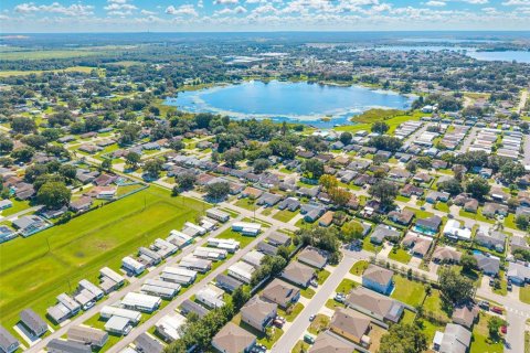 Villa ou maison à louer à Winter Haven, Floride: 3 chambres, 132.39 m2 № 2418594 - photo 21
