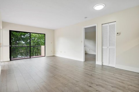 Condo in Miami, Florida, 2 bedrooms  № 2064979