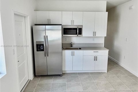 Appartement à louer à Homestead, Floride: 1 chambre № 2242367 - photo 14