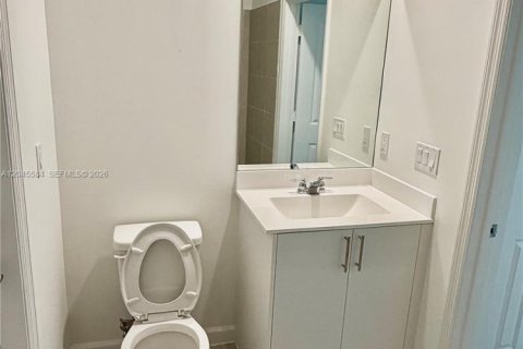 Appartement à louer à Homestead, Floride: 1 chambre № 2242367 - photo 7