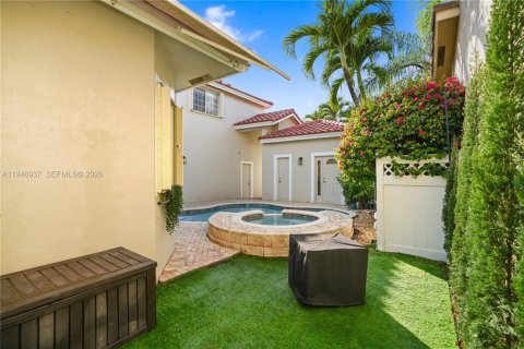 House in Coral Springs, Florida 4 bedrooms, 229.65 sq.m. № 2003088 - photo 27