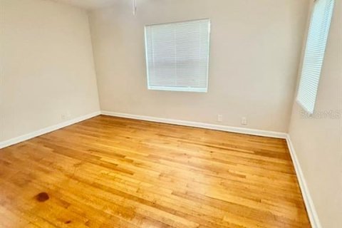 House in Orlando, Florida 2 bedrooms, 132.11 sq.m. № 2378004 - photo 8