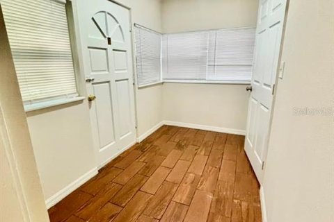House in Orlando, Florida 2 bedrooms, 132.11 sq.m. № 2378004 - photo 10