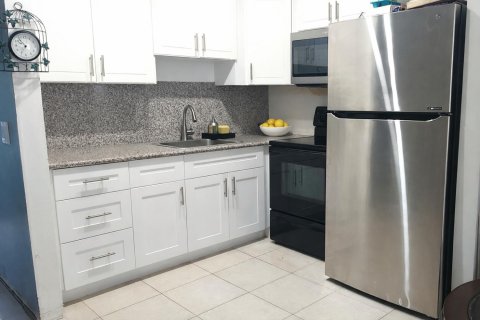 Condo in Boca Raton, Florida, 1 bedroom  № 2187464 - photo 3