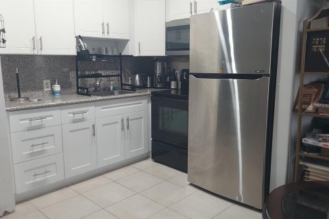 Condo in Boca Raton, Florida, 1 bedroom  № 2187464 - photo 4