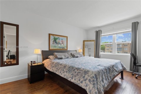 Купить кондоминиум в Санрайз, Флорида 8 комнат, 69.68м2, № 2085574 - фото 17