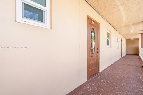 Купить кондоминиум в Санрайз, Флорида 8 комнат, 69.68м2, № 2085574 - фото 28