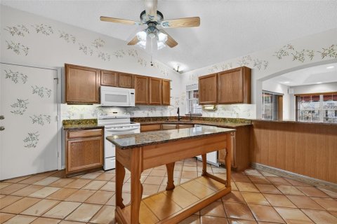 Villa ou maison à vendre à The Villages, Floride: 2 chambres, 198.63 m2 № 2306203 - photo 6