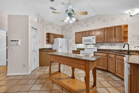 Villa ou maison à vendre à The Villages, Floride: 2 chambres, 198.63 m2 № 2306203 - photo 5